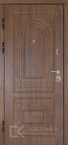 Фото №2 «Стальная дверь с МДФ-панелями орех классическая фрезеровка №24»