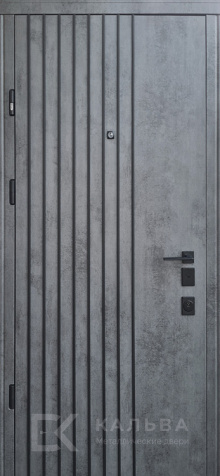 Фото №2 «Стальная дверь лофт серый бетон с рейками №152»
